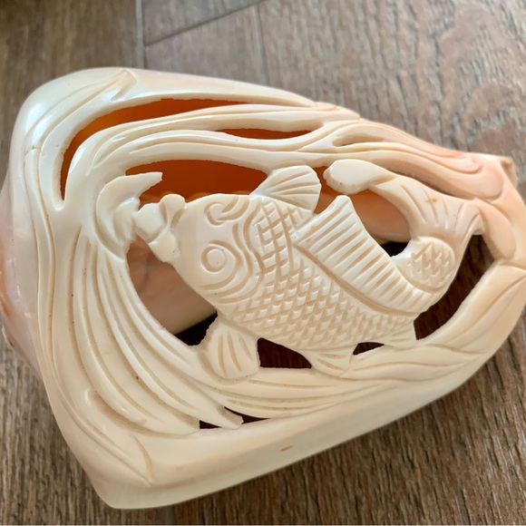 Vintage Large Hand Carving Figurine Shell 6 Inch - Picture 6 of 10